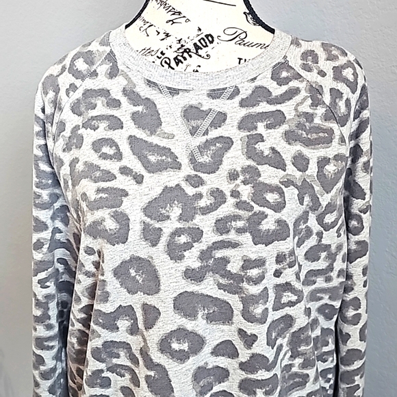 LUCKY BRAND CHEETAH PRINT SHIRT. SIZE LARGE - Picture 2 of 9